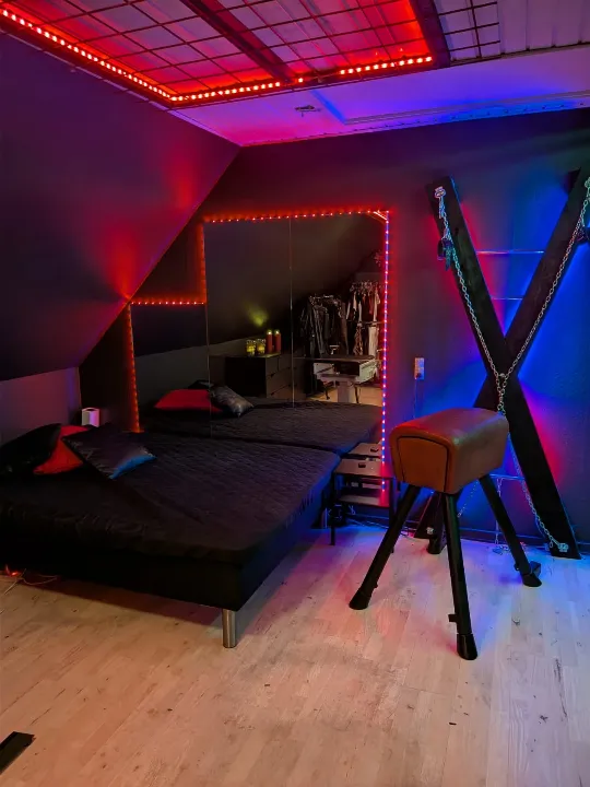 Jeg tilbyder dominans og BDSM fræk sex/hård sex i privat hjem (2)