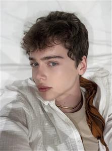 E516F653-DC40-4B39-84FC-CD6102CE02CA